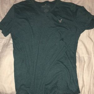 American eagle v neck short sleeve tee